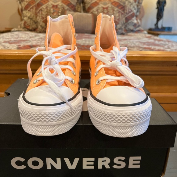 *SOLD* NEW Converse Chuck Taylor All Star Lift Platform Sneakers Seasonal Color - Picture 5 of 11